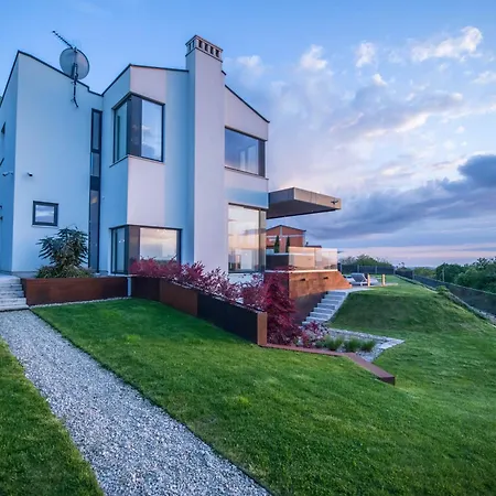Tilia Villa