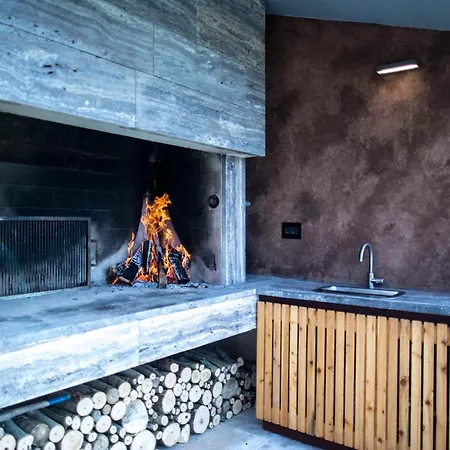 Tilia Villa