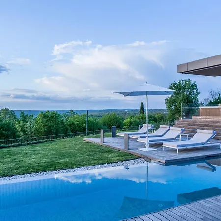 Tilia Villa *